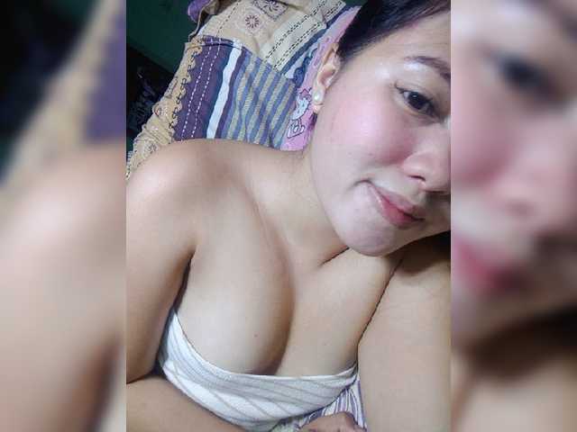 Snímky obrazovky vysielania SexLoveLife69