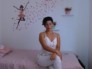 Erotický videorozhovor lucy-rouses