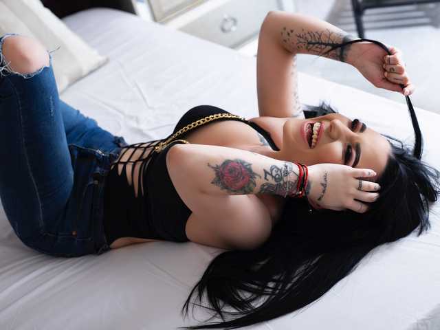 Erotický videorozhovor LucyRaid