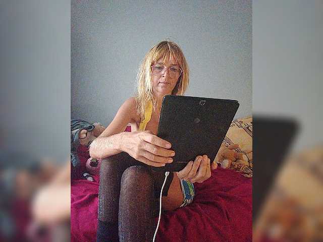 Snímky obrazovky vysielania Luna-Natural