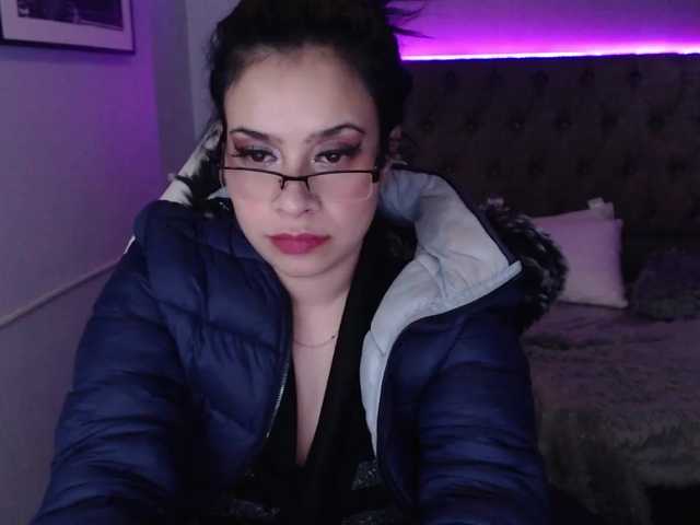 Fotografie Lunaaylin If you provoke me, I answer you #sexy#queen#latina #young #gag #cute