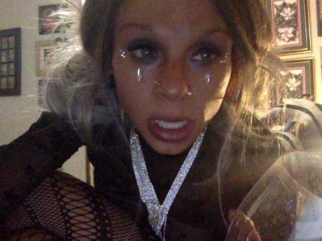 Snímky obrazovky vysielania LunaKittyKat3