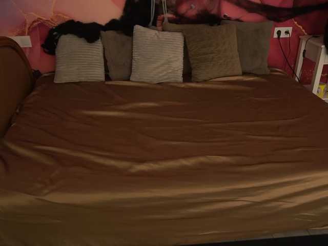 Snímky obrazovky vysielania LunaLicks