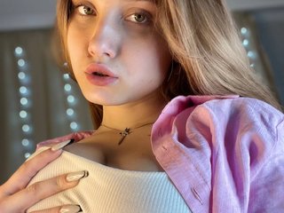 Erotický videohovor LunetteFame