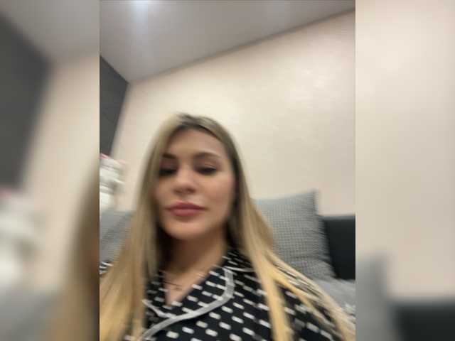 Snímky obrazovky vysielania lunnayaprizma