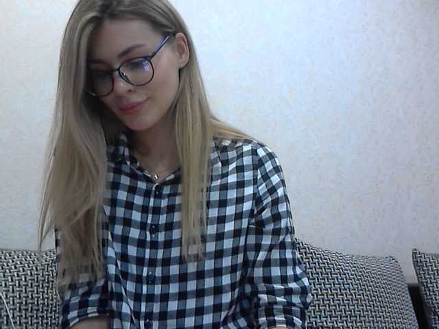 Snímky obrazovky vysielania lunnayaprizma