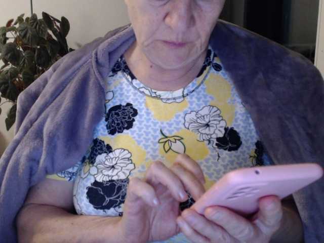 Snímky obrazovky vysielania MadamSG