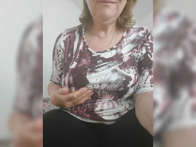 Snímky obrazovky vysielania MadamSG