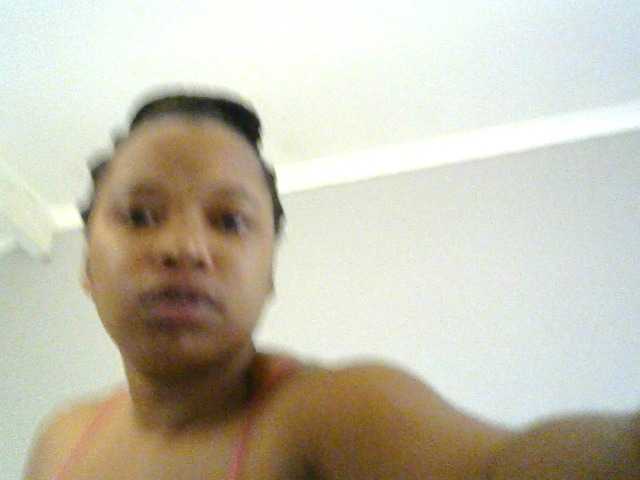 Snímky obrazovky vysielania MadisonRoyal