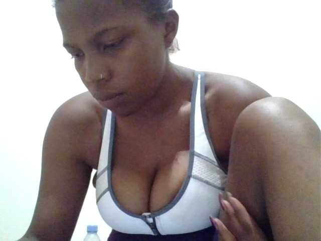 Snímky obrazovky vysielania MaggieMie