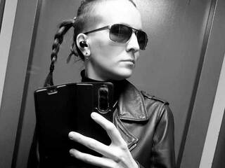 Erotický videohovor Magretta_Dering