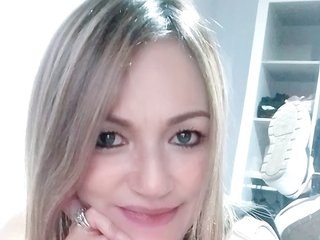Erotický videohovor MaitheMilf
