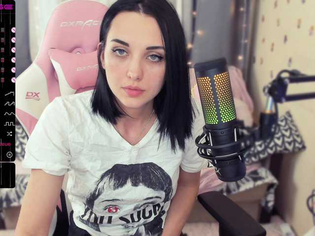 Snímky obrazovky vysielania MalinaBo0m