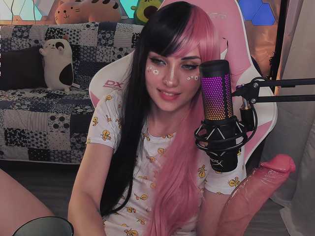 Snímky obrazovky vysielania MalinaBo0m