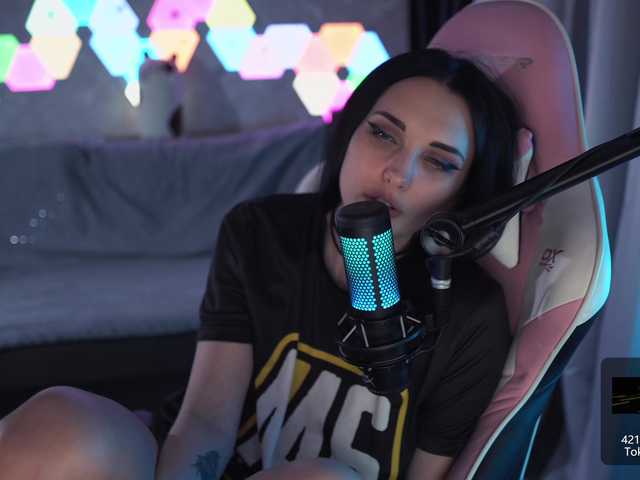 Snímky obrazovky vysielania MalinaBo0m