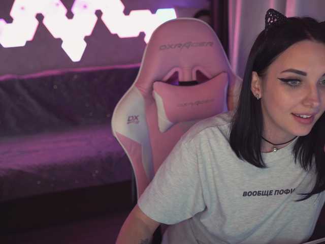 Snímky obrazovky vysielania MalinaBo0m