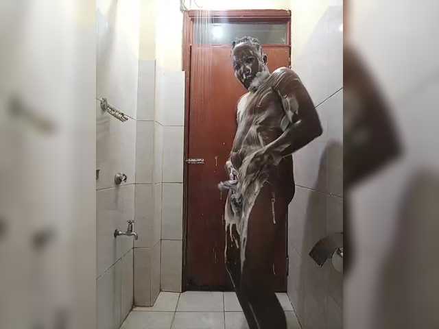 Snímky obrazovky vysielania Manthicoh
