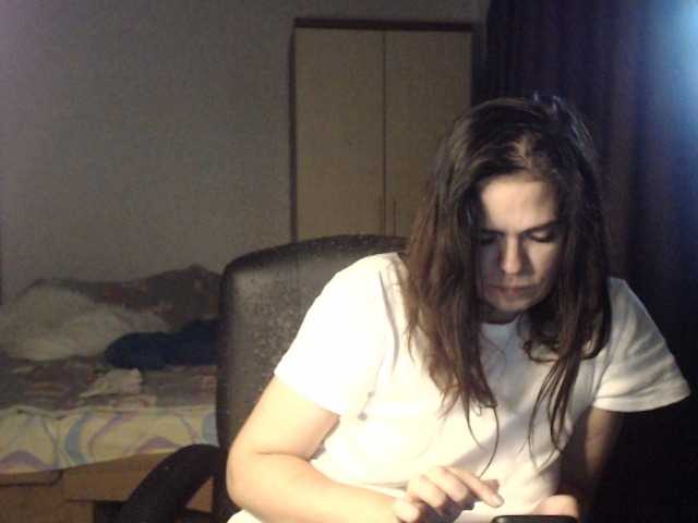 Snímky obrazovky vysielania MARIIKA13