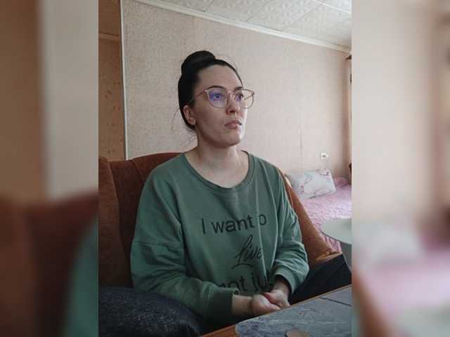 Snímky obrazovky vysielania Marina4Love