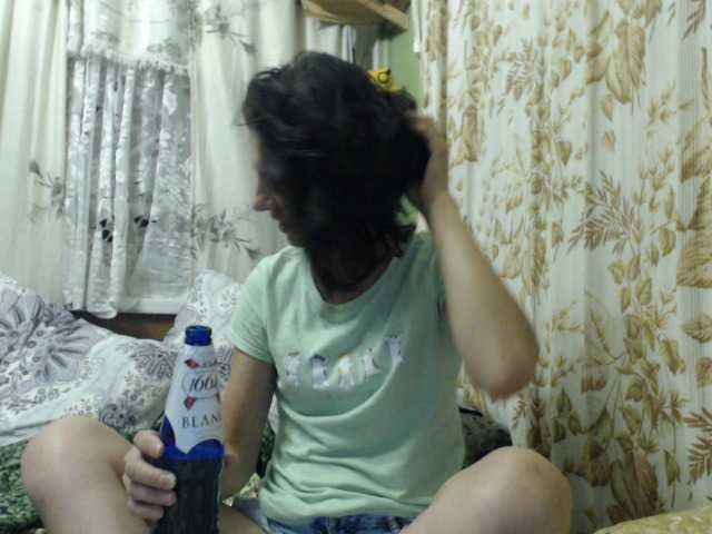 Snímky obrazovky vysielania MarinaQwert