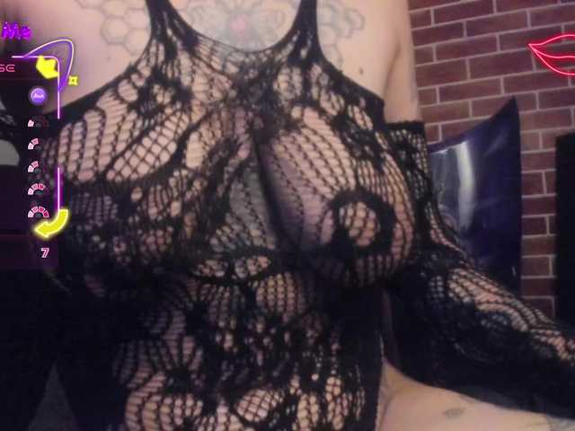 Snímky obrazovky vysielania Marllena