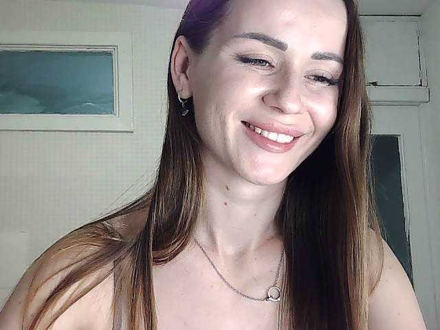 Snímky obrazovky vysielania LoveLoveKira