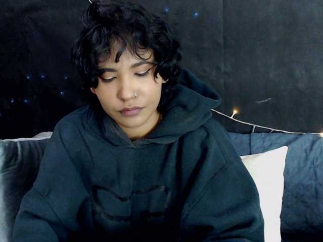 Snímky obrazovky vysielania MaryRouss