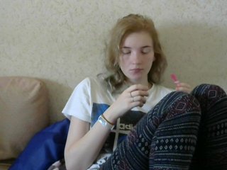 Snímky obrazovky vysielania MashaStesha