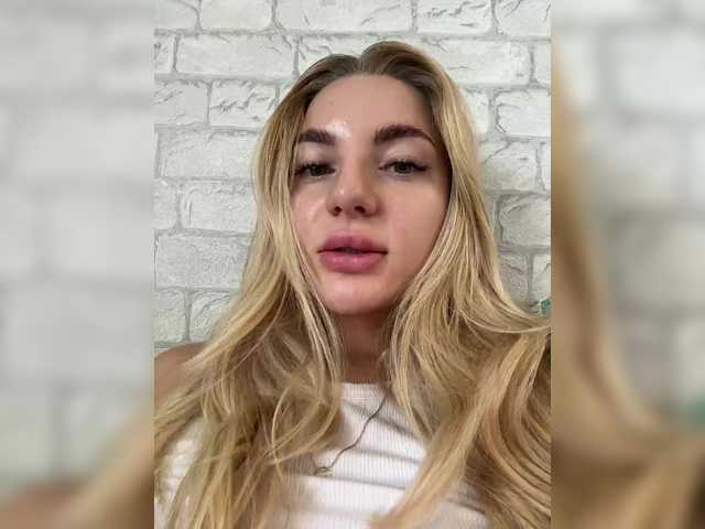 Snímky obrazovky vysielania masikbaby