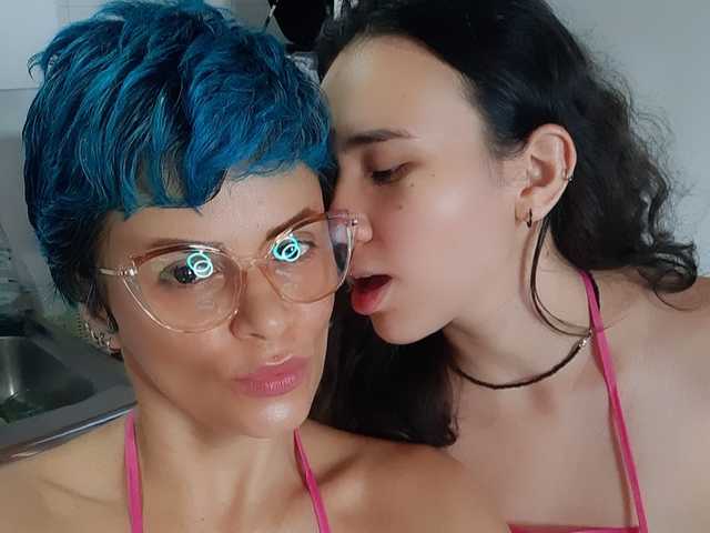 Foto profilu Mature-Young