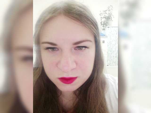 Snímky obrazovky vysielania Elenasweeety