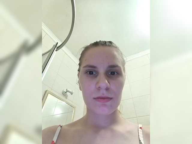 Snímky obrazovky vysielania me-la-nia19