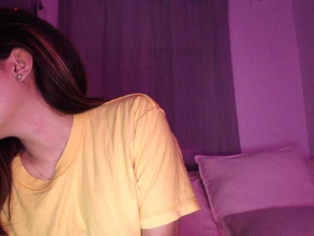 Snímky obrazovky vysielania meganlove7