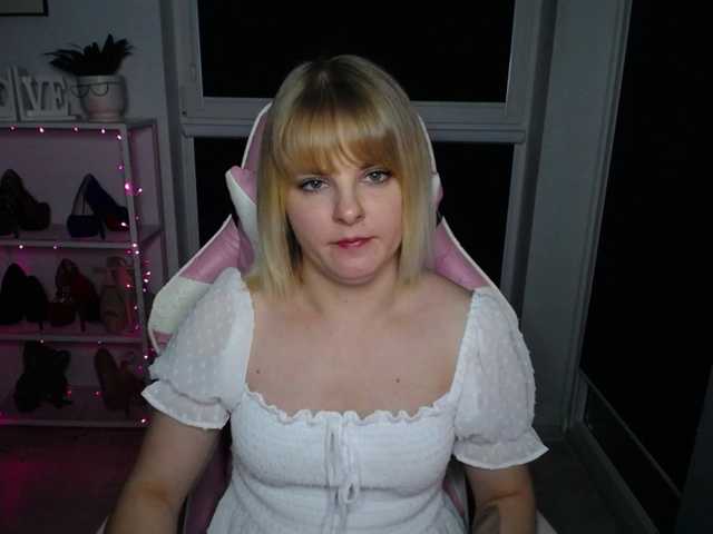 Snímky obrazovky vysielania MelissaErotic