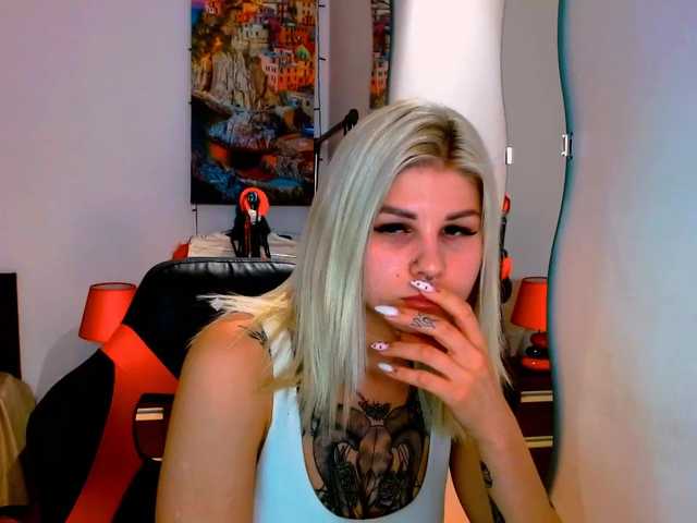 Snímky obrazovky vysielania MellisaBree