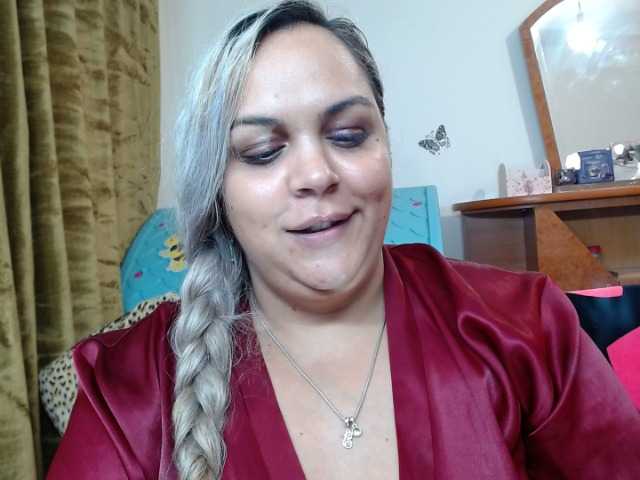 Fotografie mellydevine Your tips make me cum ,look in tip menu and control my toy or destroy me 11, 31, 112 333 / be my king, be the best Mwahhh #smoke #curvy #belly #bbw #daddysgirl