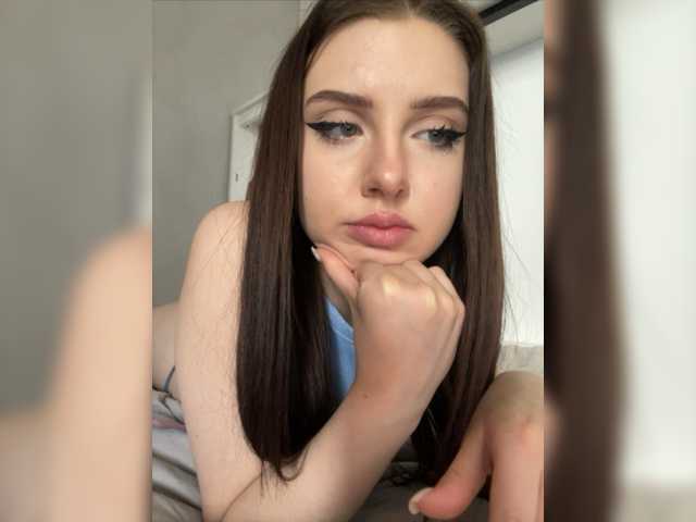 Snímky obrazovky vysielania MENNDI