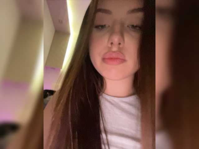 Snímky obrazovky vysielania MENNDI