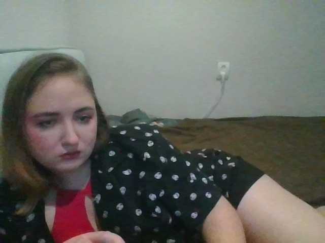 Snímky obrazovky vysielania meowgirl1