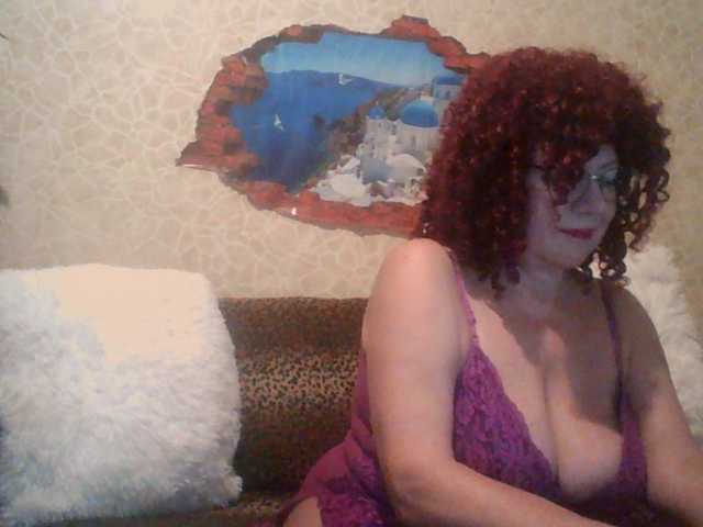 Fotografie MerryBerry7 ass 20 boobs 30 pussy 80 all naked 120 open cam 10попа 20 грудь 30 киска 80 голая 120