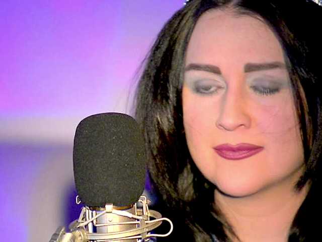 Snímky obrazovky vysielania Meskhimusic