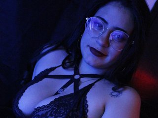 Erotický videorozhovor Mia-Dixon