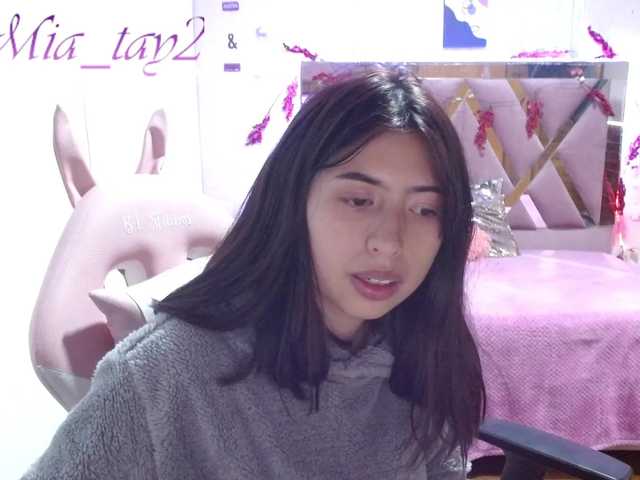Snímky obrazovky vysielania mia-tay2