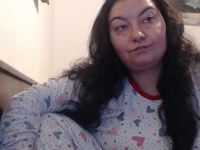 Fotografie MiaLove4U ***emmadaniels31 hello! horny people around? 20 tip for a flash #bbw #bigass #bigboobs