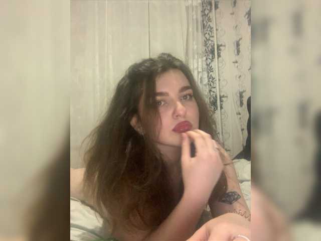 Snímky obrazovky vysielania MiaMike15
