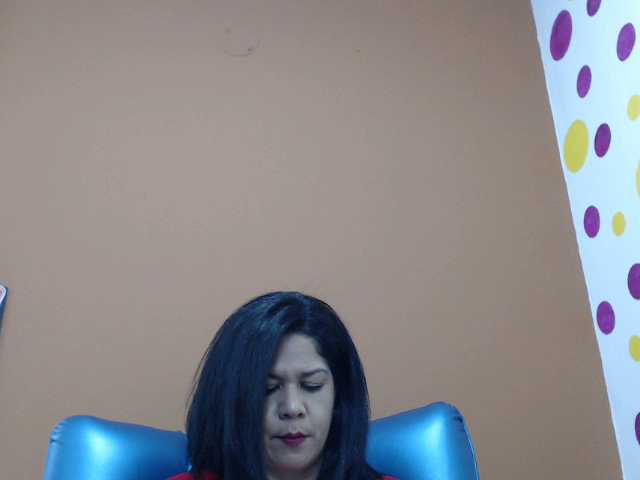 Snímky obrazovky vysielania michell-madur