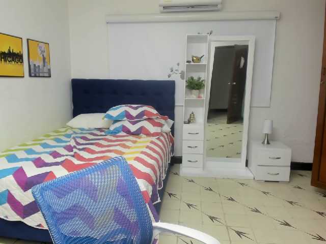 Snímky obrazovky vysielania Michell5555