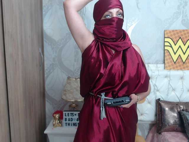 Snímky obrazovky vysielania mijal-queen