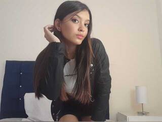 Erotický videohovor MileyMartini