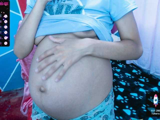 Fotografie Milk-Kima hi guys, im new here with my belly❤ #new #latina #bigboobs #pregnant #teen #cum